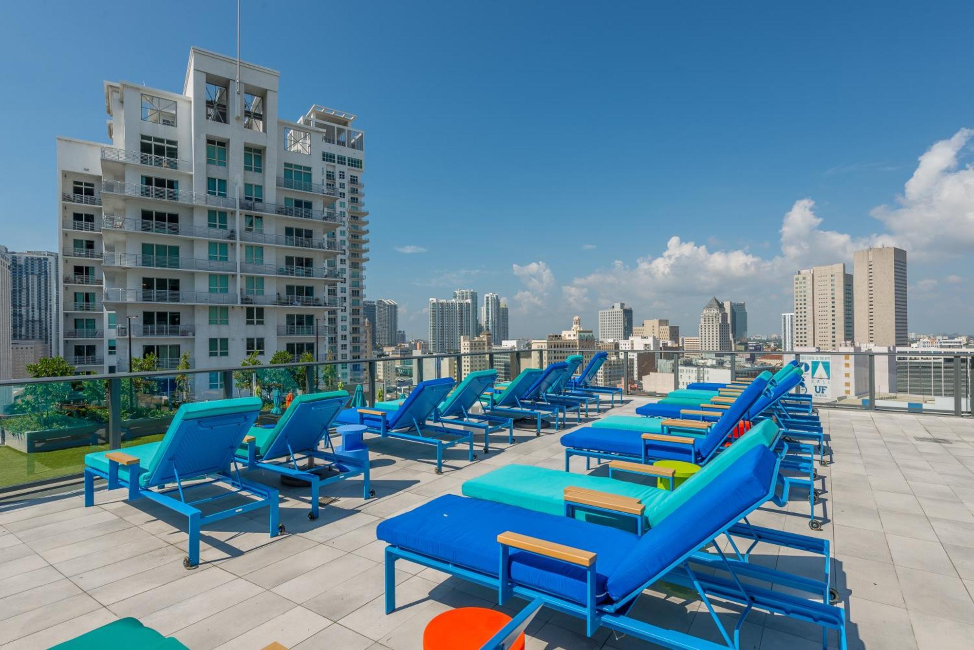 Sentral Alea Miami Aparthotel Ngoại thất bức ảnh